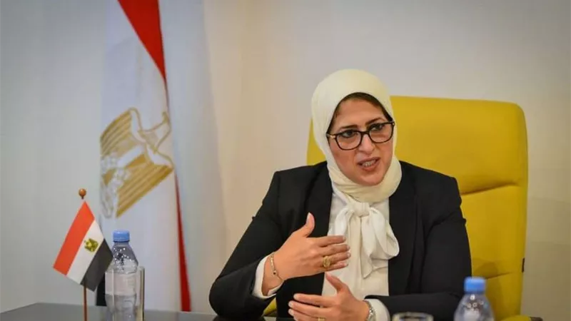 زايد: إطلاق 20 قافلة طبية مجانية للصحة الإنجابية بـ 17 محافظة