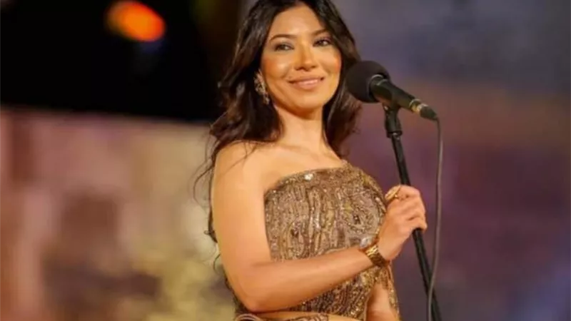 نفين رجب باطلالة جديدة علي مسرح الجمهورية
