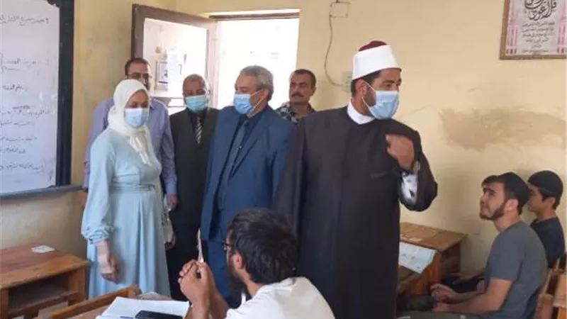 رئيس تطوير الطلاب الوفدين ورئيس منطقة القاهرة يتفقدان معهد الدكتور طلعت السيد