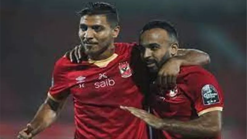 شوبير يكشف حقيقة تواصل كيروش مع شريف وقفشة عقب استبعادهما من المنتخب