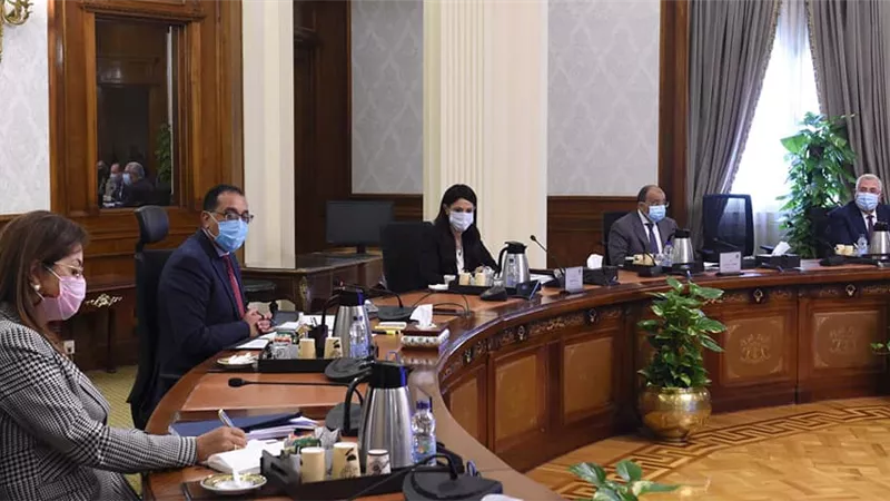 مدبولى: توجيهات من الرئيس بدعم وتحفيز قطاع الصناعة والعمل على مضاعفة الصادرات