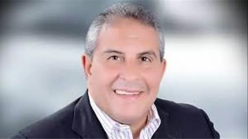 تعليق مثير من طاهر ابو زيد بشأن منافسة الخطيب على منصب رئيس النادى الاهلى