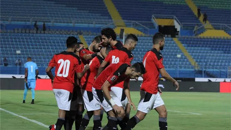إعلامى شهير يزف بشرى سارة للاعبي المنتخب بعد الفوز على ليبيا