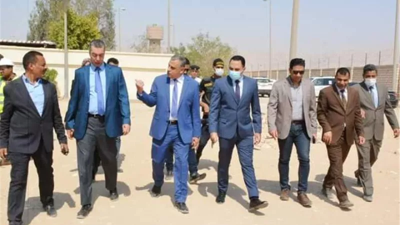 محافظ سوهاج يتفقد أعمال تطوير جبانات أخميم الجديدة بحى الكوثر..صور