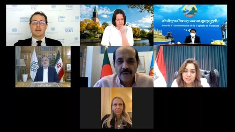 محافظ دمياط تشارك فى حوار المائدة المستديرة