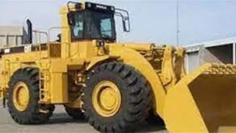 سائق لودر يدهس سيدة ويصيب نجلها ..بالقليوبية