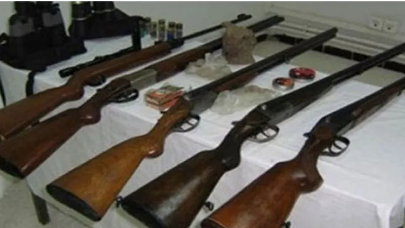 بقصد الاتجار .. ضبط19 بندقية خرطوش بحوزة سائق بالجيزة