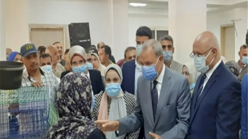 محافظ القليوبية ورئيس جامعة بنها يطلقان مبادرة لدعم الأسر الأكثر احتياجا بشبين القناطر