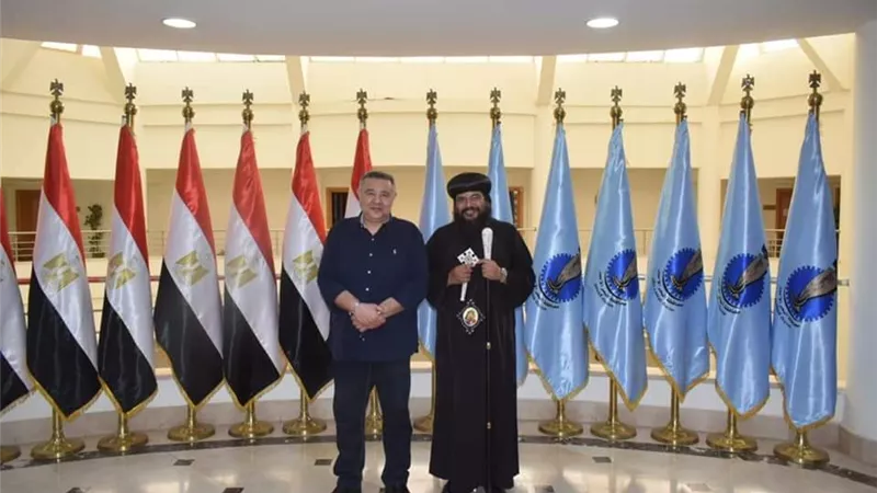 الانبا ايلاريون يهنئ محافظ البحر الأحمر بمناسبة المولد النبوي الشريف