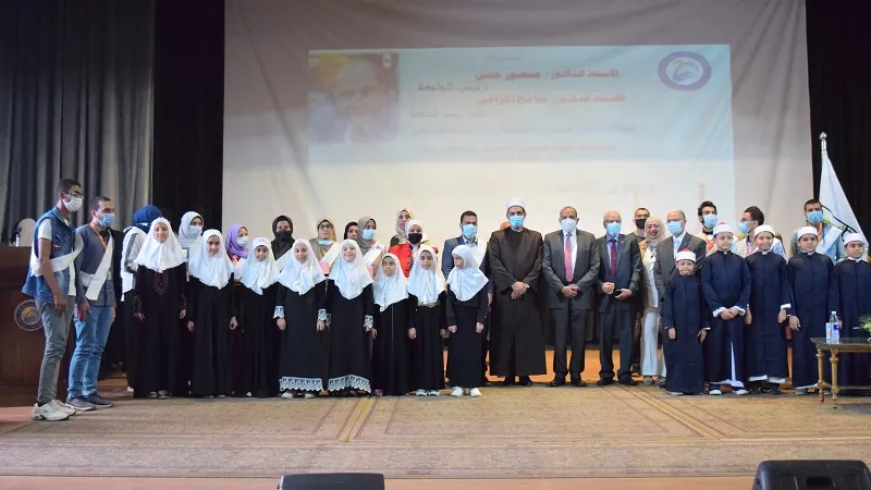 رئيس جامعة بني سويف يشهد إحتفالية 