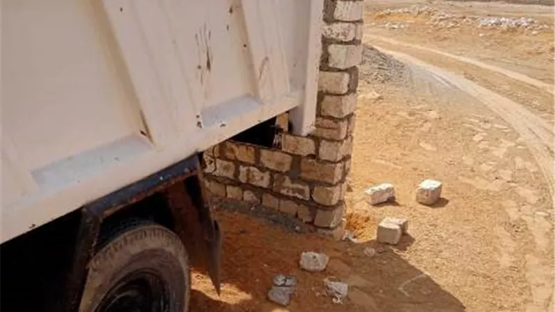 الجيزة تزيل تعديات علي أملاك الدولة بالمنطقة الصناعية بعرب أبو ساعد