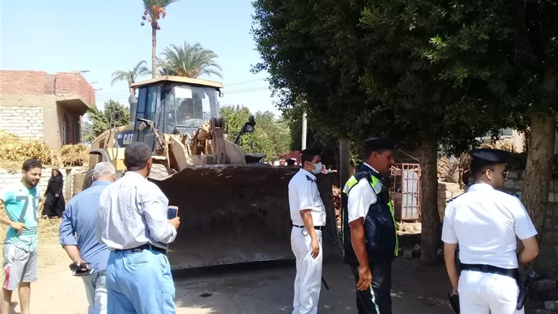 محافظة المنيا : ازالة 26 حالة تعد على املاك الدولة فى 4 مراكز بالمنيا