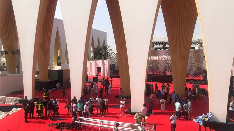 قاعة مهرجان الجونة تعود من جديد بعد محو آثار الحريق
