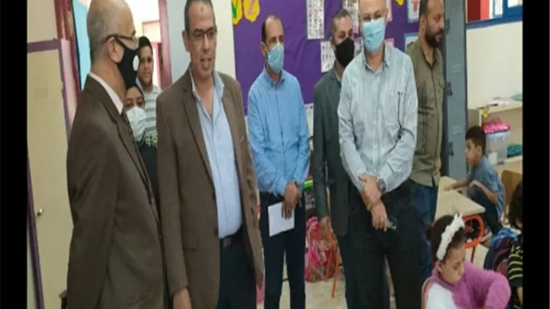 وكيل التعليم بالقليوبية يتفقد المدرسة المصرية اليابانية ببنها