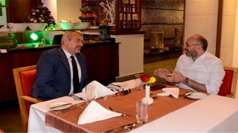 سفير مصر بكينيا يدعو بعثة الزمالك على العشاء عقب لقاء توسكر