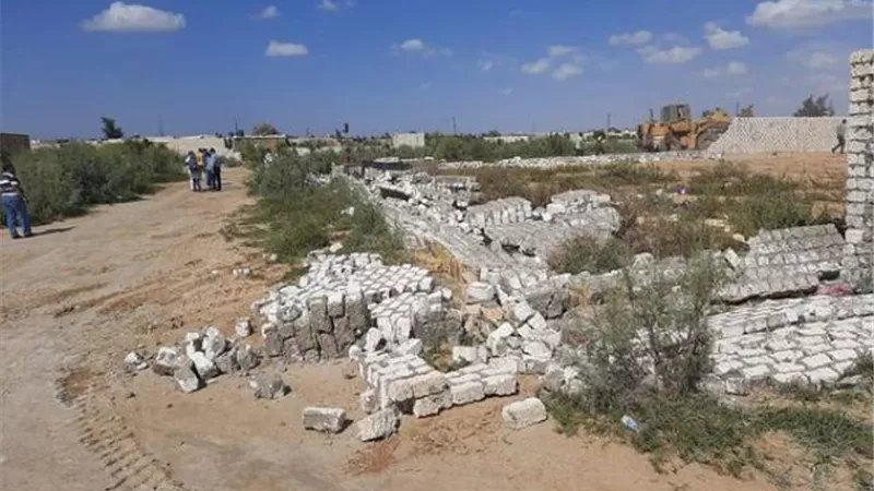 الموجة 18.. إزالة 73حالة تعد في فايد بالإسماعيلية ..صور