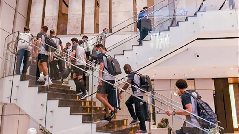 بعثة الاهلى تصل مقر اقامتها فى نيامى