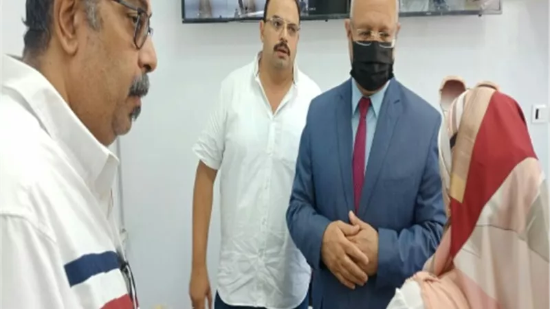 رئيس جامعة بنها يوجه بإعادة تنسيق الدور الأرضي لمبنى الإدارة ويتفقد المخازن المركزية