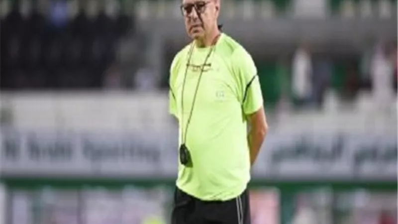 كورونا تمنع طلعت يوسف من التواجد في تدريبات الدراويش