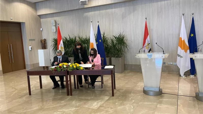 توقيع مذكرة تفاهم للربط الكهربائي الثنائي بين مصر وقبرص