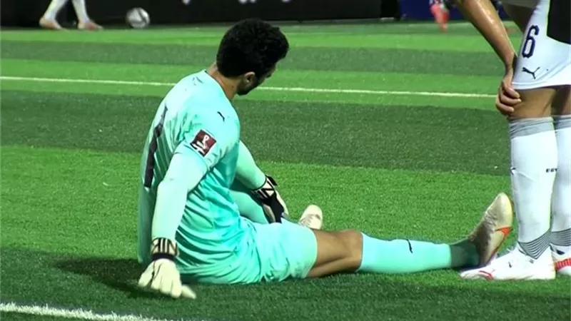سيف زاهر يصدم الجماهير بشأن مدة غياب الشناوي عن الملاعب