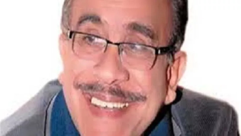رئيس المركز القومي للمسرح ينعي الكاتب الكبير كرم النجار