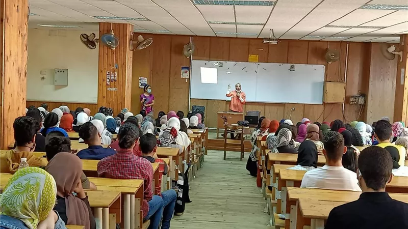 قسم اللغة الإيطالية بجامعة عين شمس ينظم يومًا تعريفيًا للطلاب الجدد
