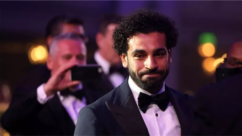 لقطات خاصة لـ محمد صلاح من حفل جائزة 