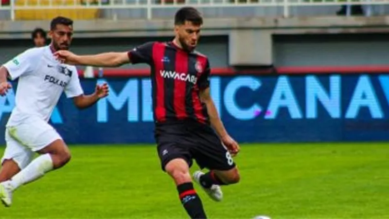 أحمد ياسر ريان يشارك فى هزيمة ألتاى أمام قره جمرك بالدورى التركى