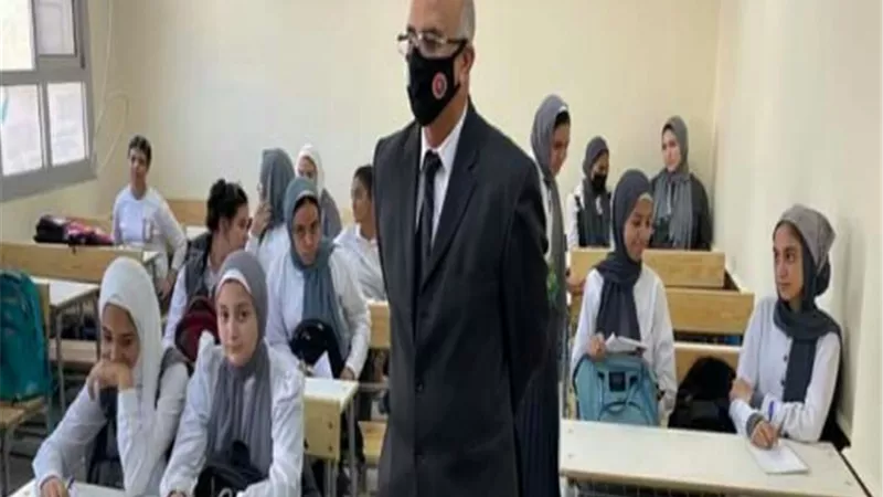 جرامون يتابع انتظام العملية التعليمية بمدارس بنها
