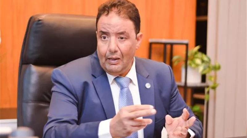 د. محمد عمر رئيس جامعة مصر للعلوم والتكنولوجيا: نسعى لتخريج أجيال تقتحم سوق العمل الدولية.. ونتيح أحدث المراجع العلمية للطلاب