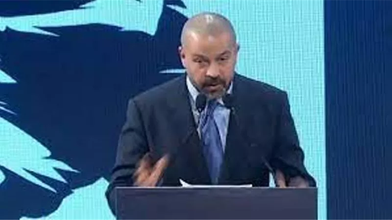 رئيس رابطة الأندية يكشف تفاصيل عودة الجماهير لمباريات الدوري .. فيديو