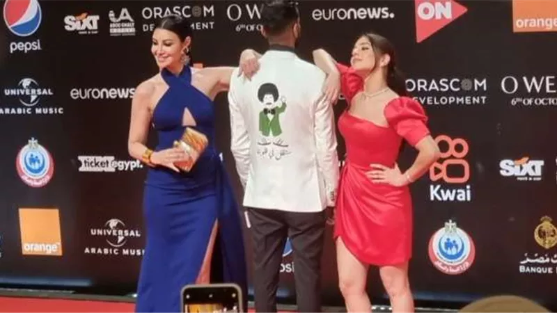 أغرب اطلالة فى اليوم الرابع من مهرجان الجونة السينمائى