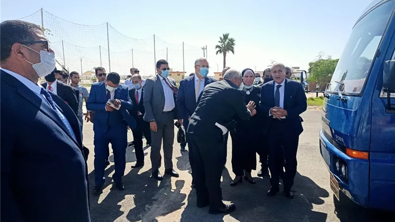 وزير الزراعة يشارك في مهرجان التمور بالوادى الجديد