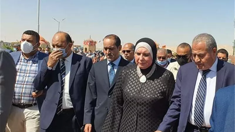 الوادى الجديد تستقبل ٤وزارء ومحافظين فى ختام مهرجان التمور.صور