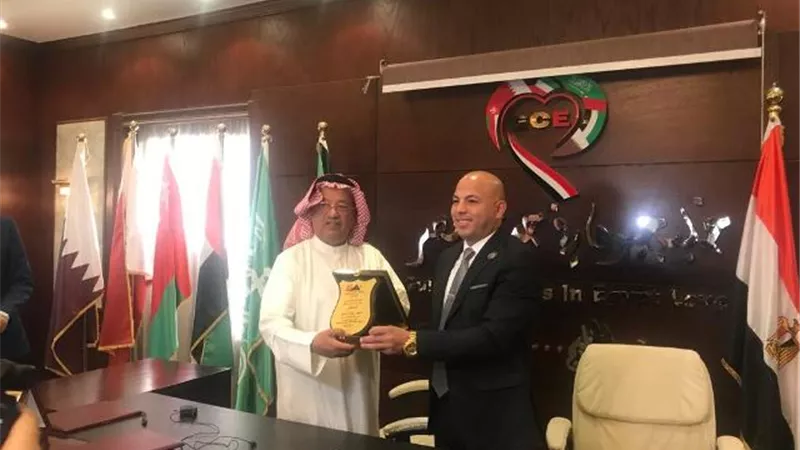عمال مصر وخليجيون في حب مصر يوقعان بروتوكول تعاون بشأن توفير فرص للكوادر البشرية المدربة للعمل بدول الخليج