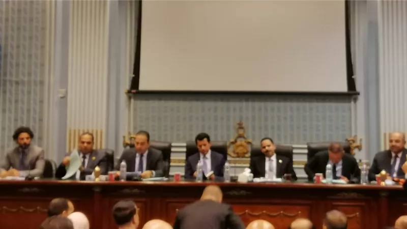 رياضة النواب: نطالب بمستحقات الدولة من إتحاد الكرة ومتوفر في خزينتهم ما يكفي