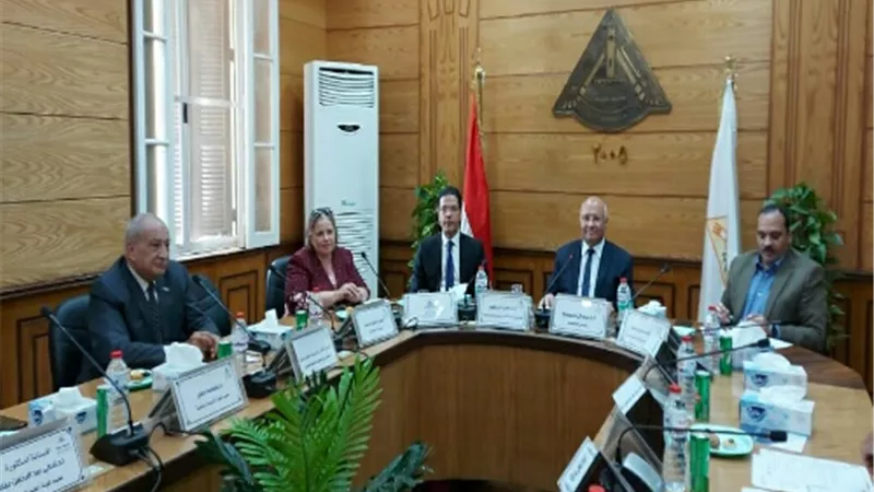 رئيس جامعة بنها : مركز إعداد القادة يسهم فى اكتشاف وتأهيل القيادات الشبابية بالقليوبية