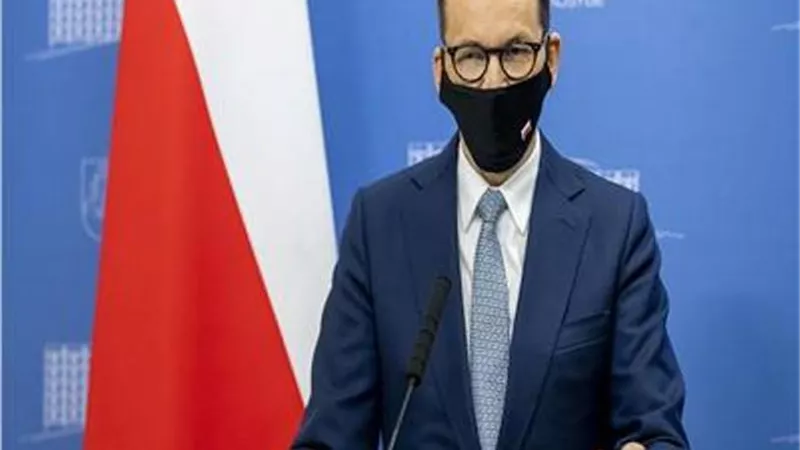 رئيس الوزراء البولندي: اليوم نحن على شفا أزمة غاز وطاقة ضخمة