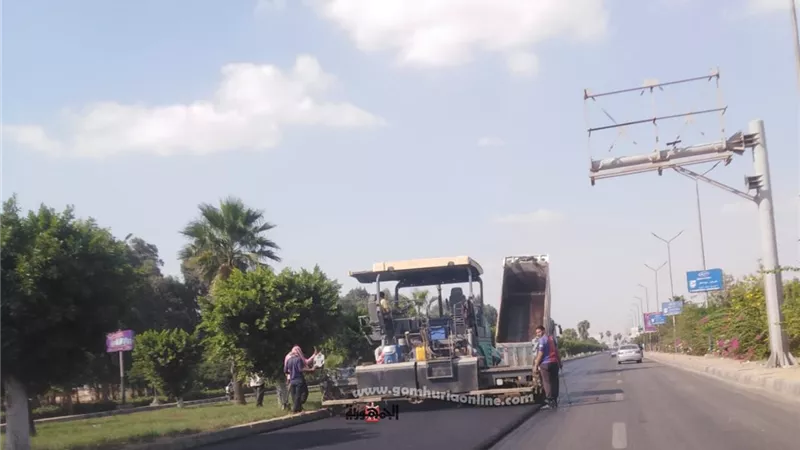 رفع كفائة طرق العاشر من رمضان واحلال وتجديد للشبكة داخل وخارج المدينة