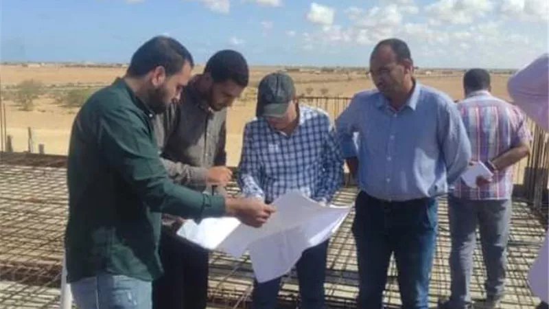 مدير الابنية التعليمية بمطروح يتفقد مدارس النجيله غرب مطروح.. بالصور