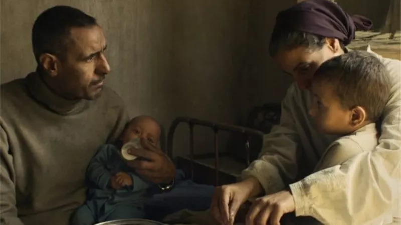 ناقد فني عن فيلم ريش : فقير فنيا وضعيف إخراجيا والمشاركين فيه هواة