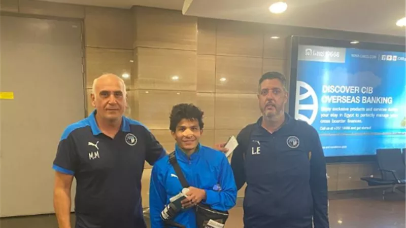 نجم بيراميدز يعود الى القاهرة بعد تعافيه من الاصابة