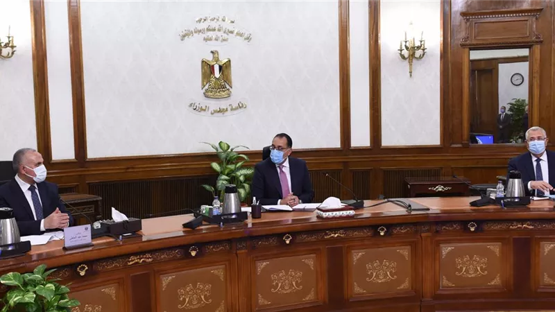 الحكومة: تطوير البنية التشريعية الداعمة لمكافحة الفساد وتحديث الإجراءات القضائية