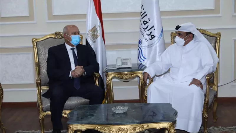 وزير النقل يدعو نظيره القطري لحضور معرض النقل الذكي TrANS MEA2021