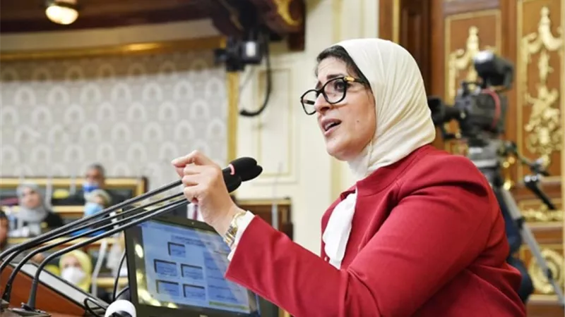 وزيرة الصحة تحسم الجدل البرلماني والشعبي حول منح الجرعة الثالثة من لقاح كورونا