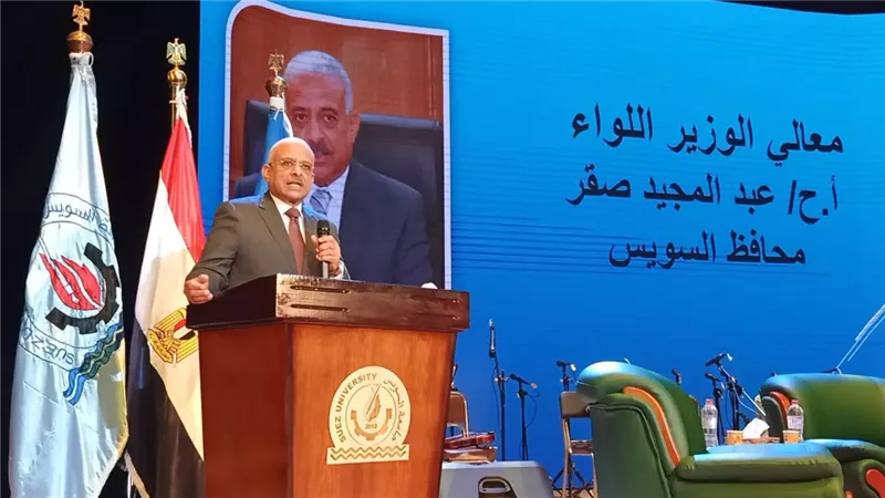 اللواء صقر : تطوير البنية التحتية والمرافق العامة بالسويس من عائد المشروعات