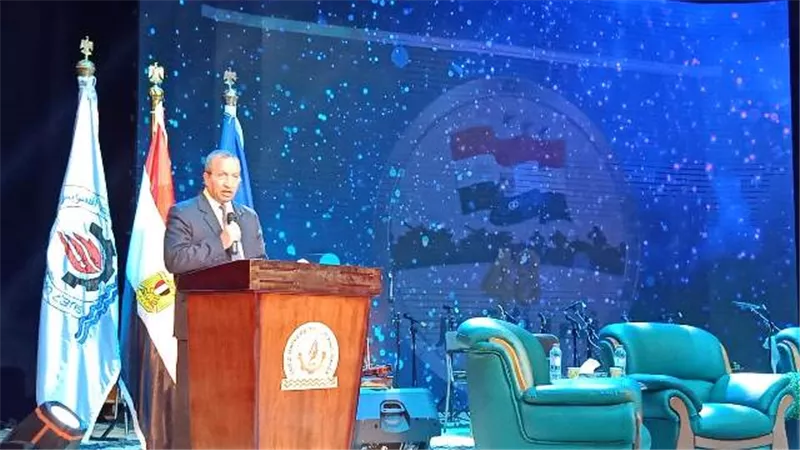 رئيس جامعة السويس: اختيار الجمهورية الجديدة لتحقيق الرخاء للأجيال الحالية والقادمة