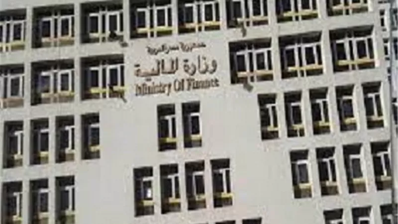 مواعيد صرف مرتبات العاملين بالدولة لـ 