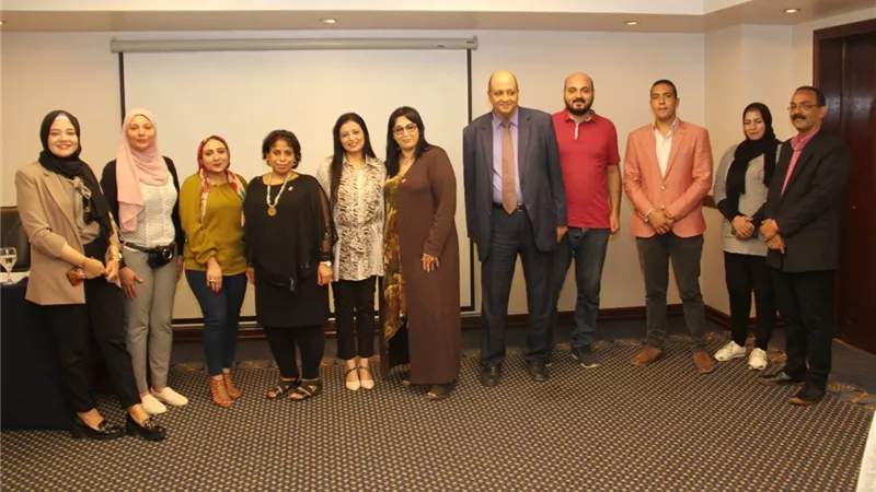 شبكة إعلام المرأة العربية تؤكد أهمية التوعية بسرطان الثدي